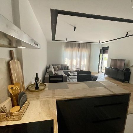 Soho Apartman Trebinje Bagian luar foto